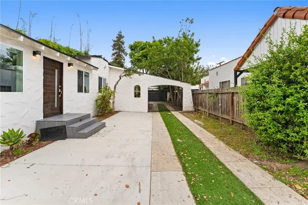 $1,950,000 | 2216 Veteran Avenue, Los Angeles, CA 90064