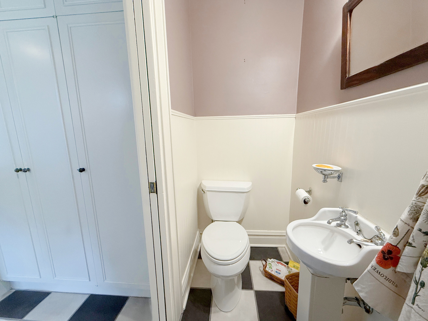 528 James Street Geneva, IL 60134 - Photo 14 of 24