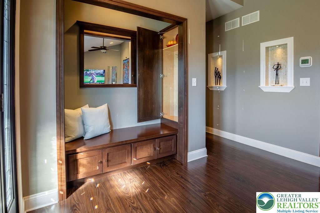4934 Steuben Road Nazareth, PA 18064 - Photo 10 of 56 Gallery Image 10