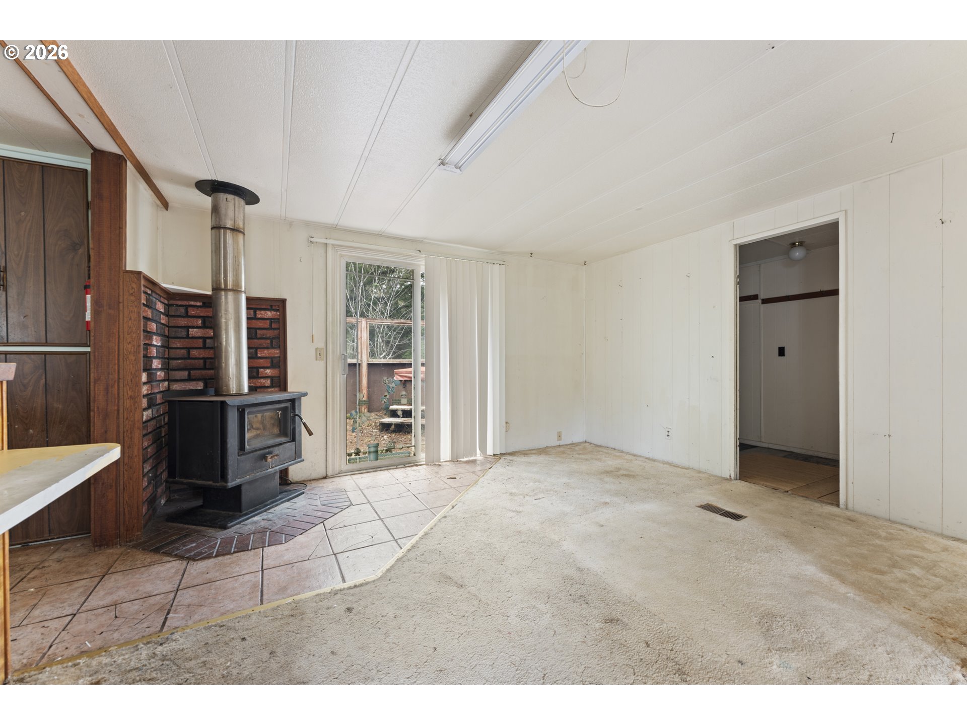 53665 Rosa Road Bandon, OR 97411 - Photo 41 of 47 a view of livingroom with furniture