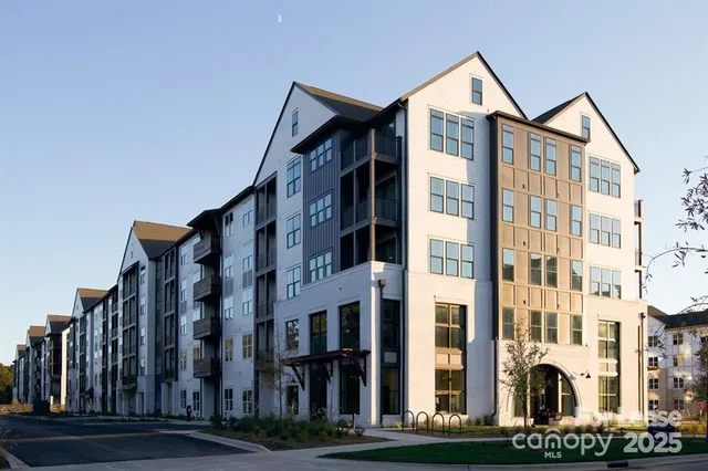 $2,126 | 14011 Bespoke Road, Unit A6, Charlotte, NC 28277