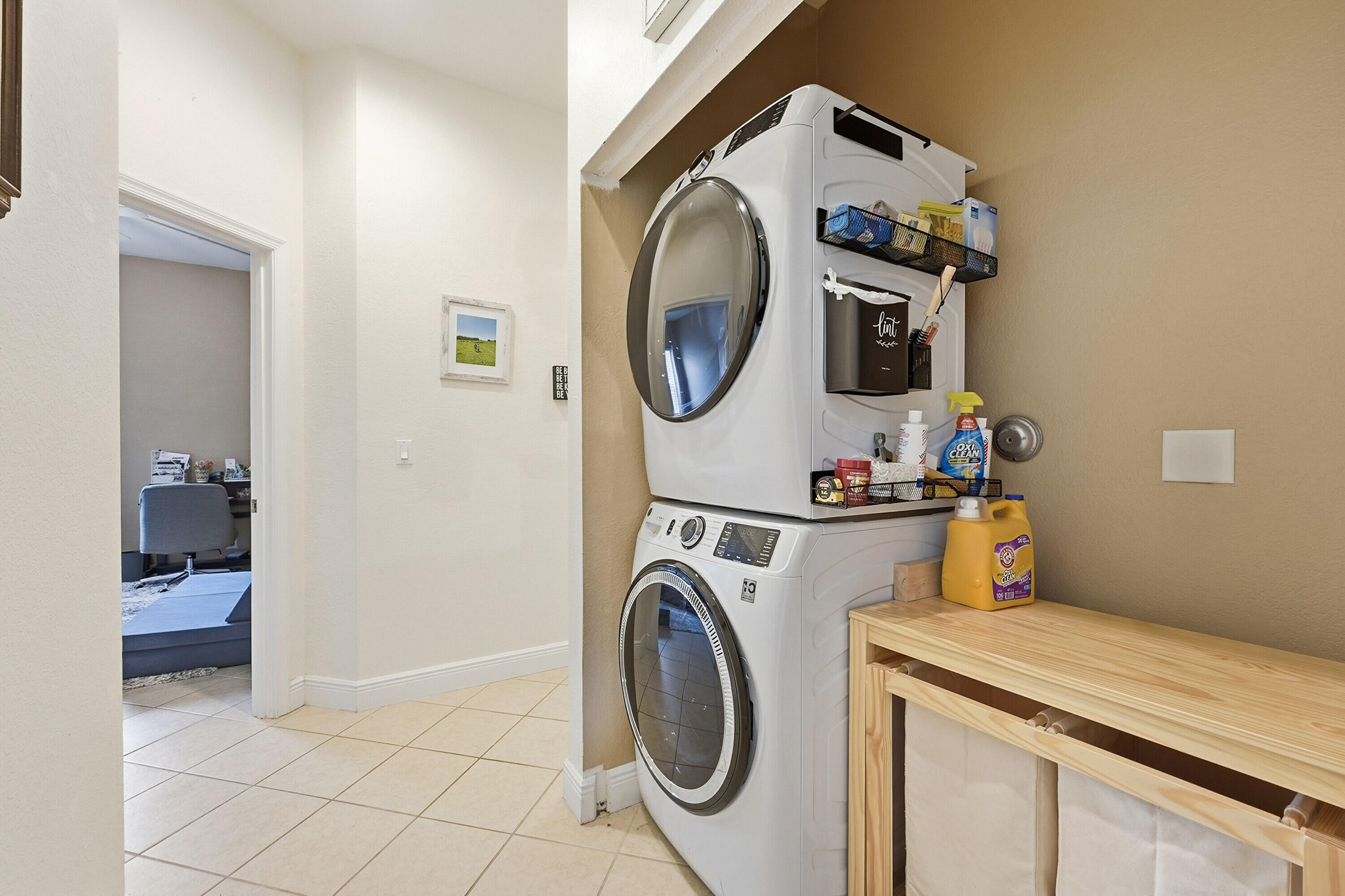 6117 Spring Lake Terrace Fort Pierce, FL 34951 - Photo 31 of 38 a utility room with dryer and washer