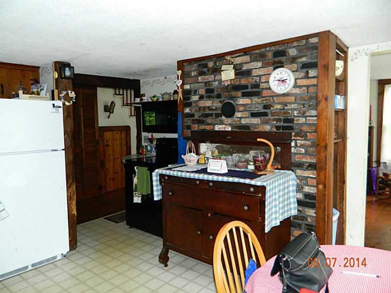 26 Bay Road Bowdoinham, ME 04008 - Photo 15 of 35 Kitchen.