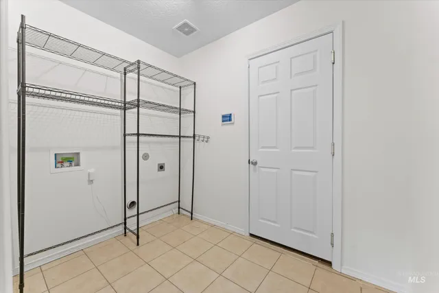 $399,900 | 9630 West Portola Drive, Boise, ID 83709