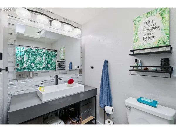$435,000 | 2005 Amirante Street, Eugene, OR 97402