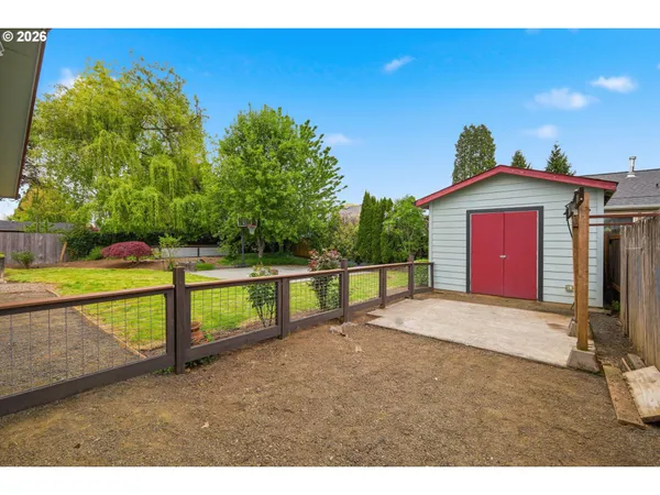 $435,000 | 2005 Amirante Street, Eugene, OR 97402