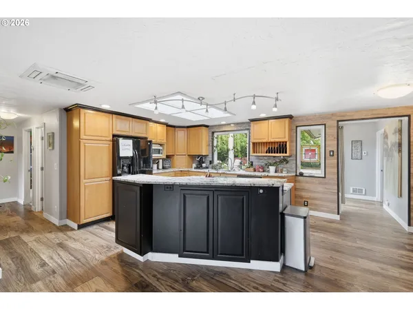 $435,000 | 2005 Amirante Street, Eugene, OR 97402