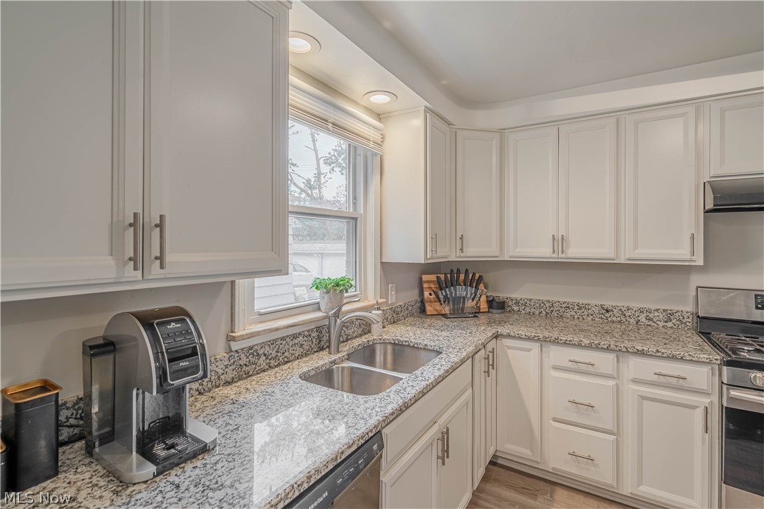 3837 Bushnell Road Cleveland, OH 44118 - Photo 14 of 35 Gallery Image 14
