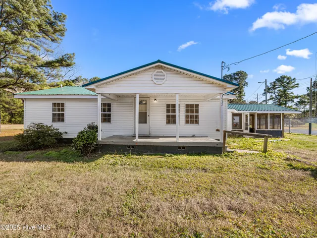 $125,000 | 3537 Highway 11, Wallace, NC 28466