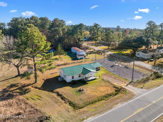 $125,000 | 3537 Highway 11, Wallace, NC 28466