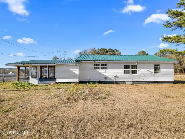 $125,000 | 3537 Highway 11, Wallace, NC 28466