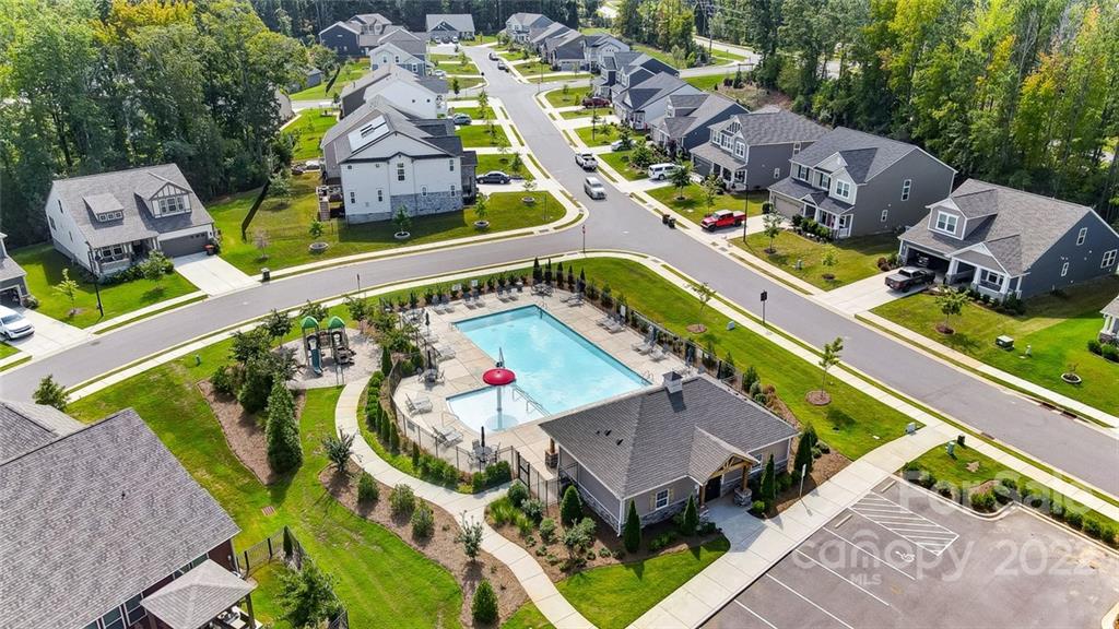 421 Sandbar Point Lake Wylie, SC 29710 - Photo 47 of 48 an aerial view of residential house with outdoor space and swimming pool