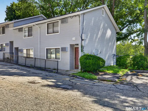 $220,000 | 298 Meridian Street, Unit A, Groton, CT 06340