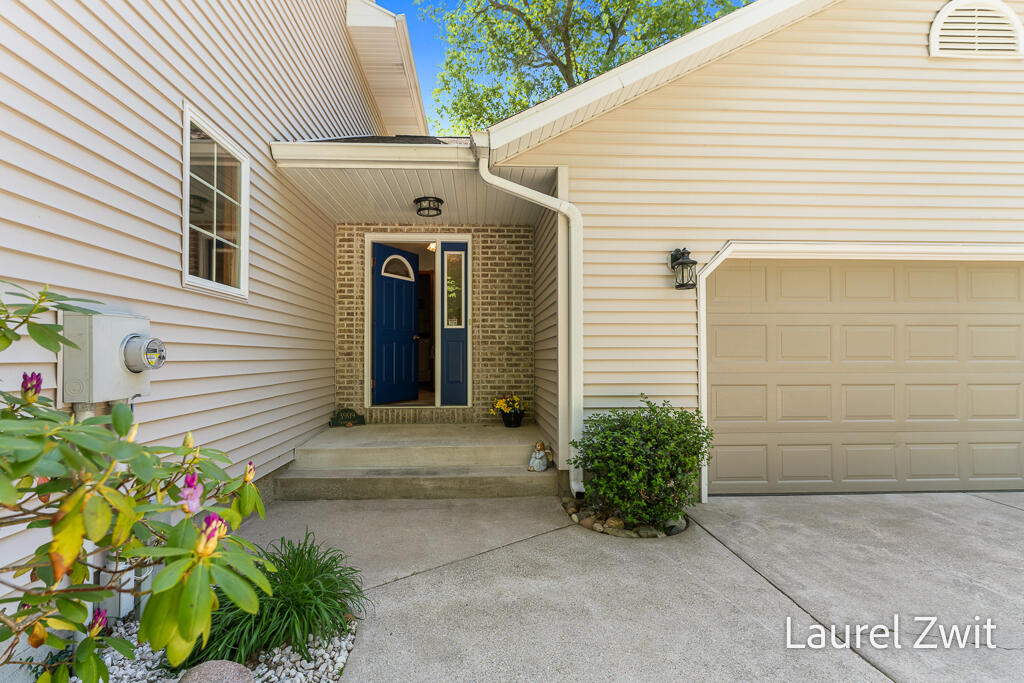 3909 Jay Road Whitehall, MI 49461 - Photo 4 of 62