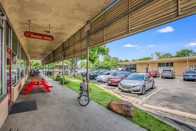 $3,395 | 1009 Alegria Road, Austin, TX 78757