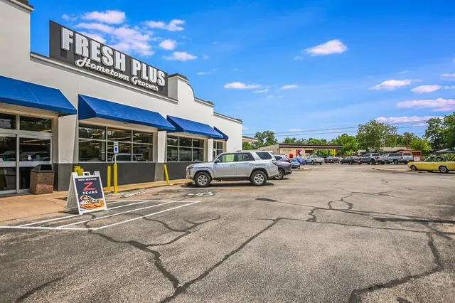 $3,395 | 1009 Alegria Road, Austin, TX 78757