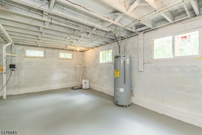 25 East Shore Lake Owassa Road Newton, NJ 07860 - Photo 16 of 19 a view of empty room with windows