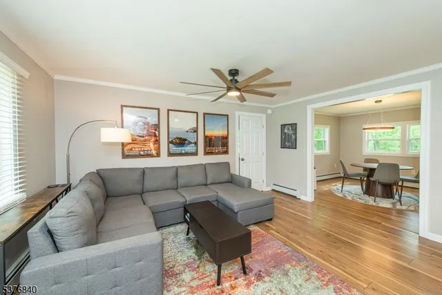 $439,000 | 25 East Shore Lake Owassa Road, Newton, NJ 07860