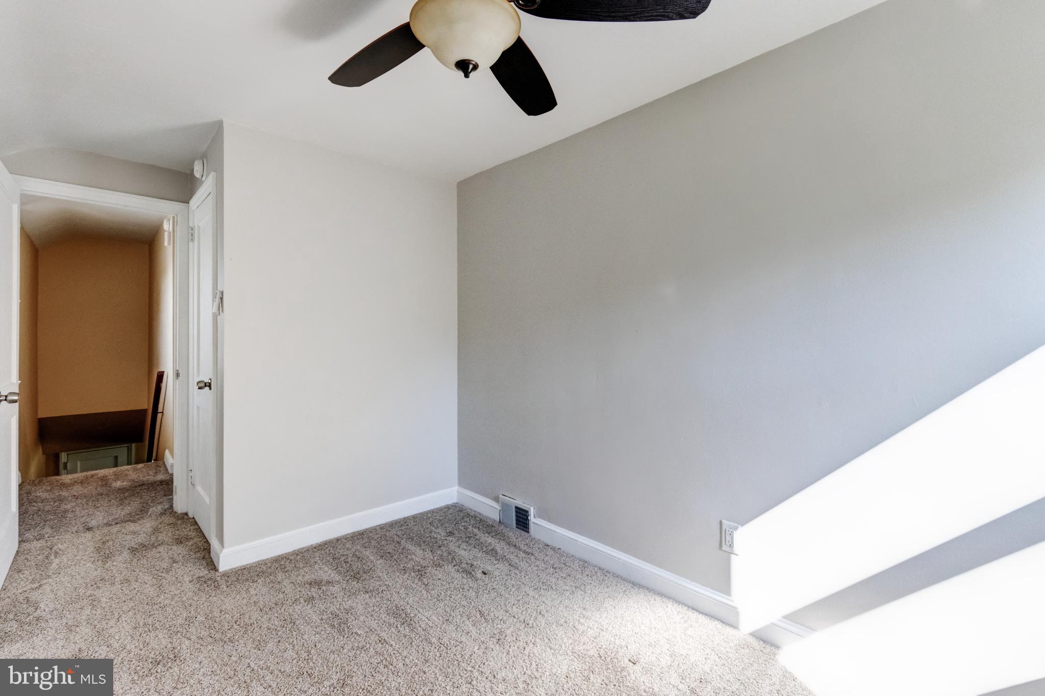 201 East Manoa Road Havertown, PA 19083 - Photo 14 of 21