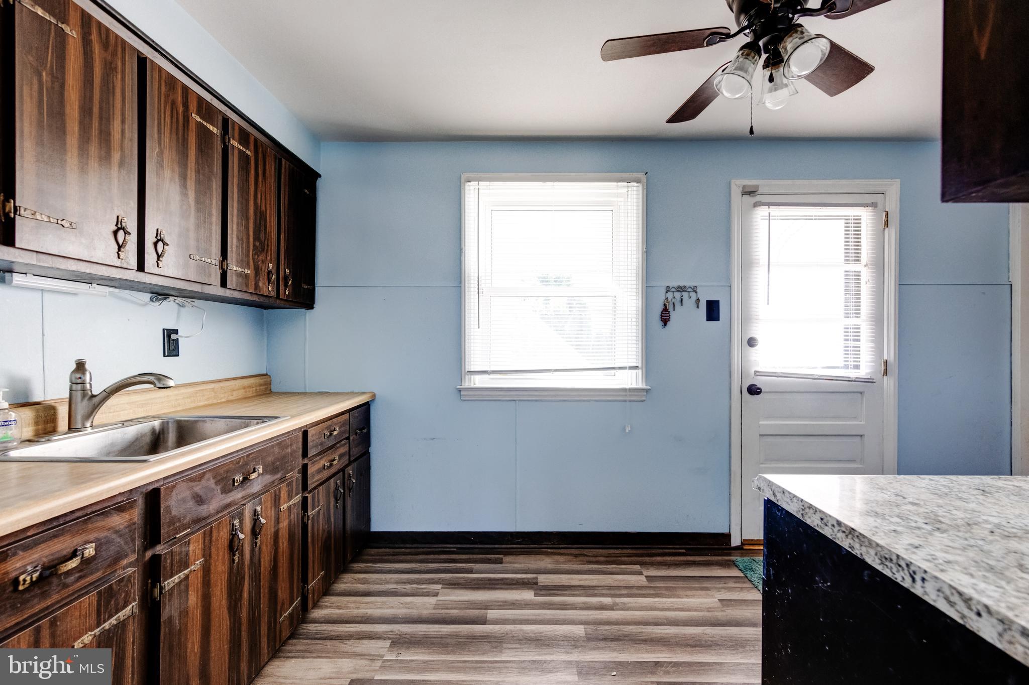 201 East Manoa Road Havertown, PA 19083 - Photo 6 of 21