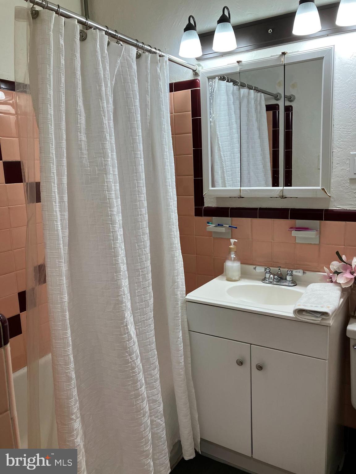 1022 Unruh Avenue Philadelphia, PA 19111 - Photo 28 of 59 Gallery Image 28