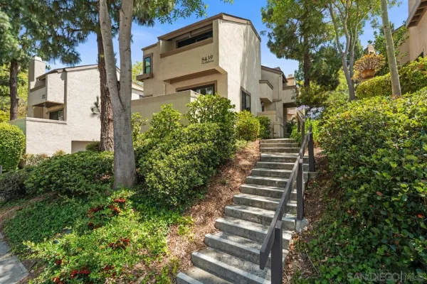 $3,500 | 8439 Via Mallorca, Unit 82, La Jolla, CA 92037