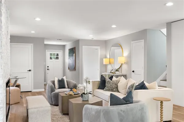 $4,800 | 2728 Livingston Avenue, Fort Worth, TX 76110