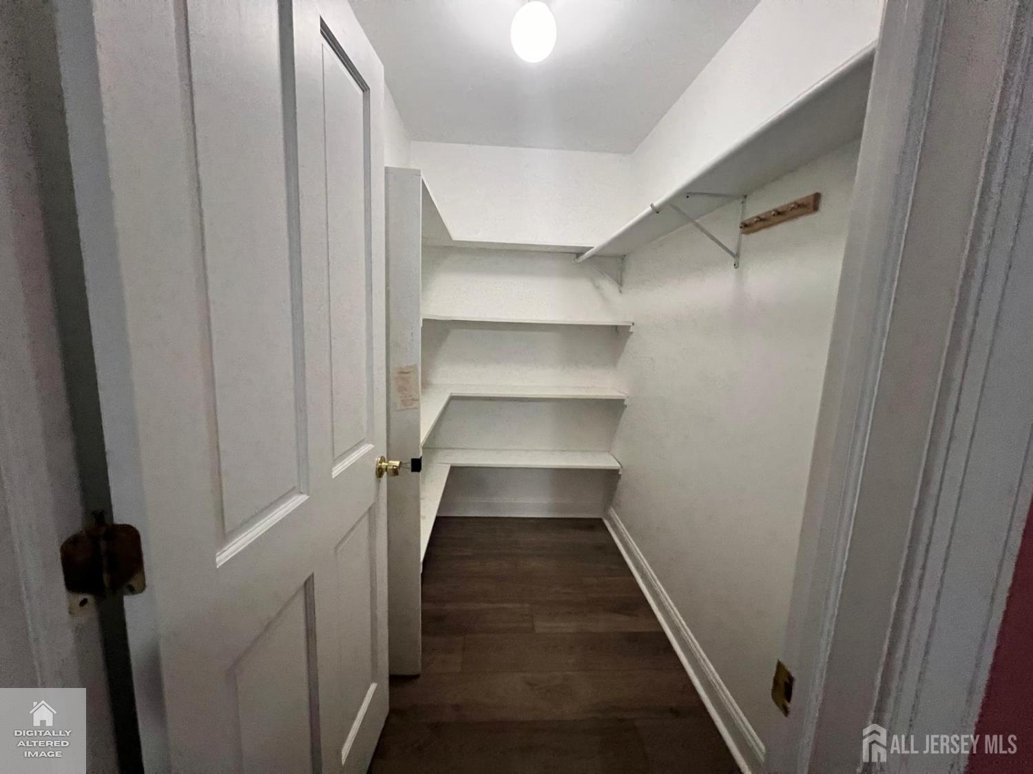 31 Parkerson Road Edison, NJ 08817 - Photo 18 of 23 Gallery Image 18