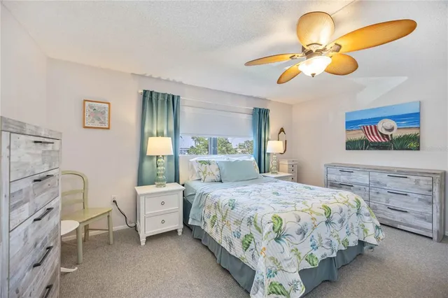 $299,000 | 1400 1st Avenue West, Unit 203, Bradenton, FL 34205