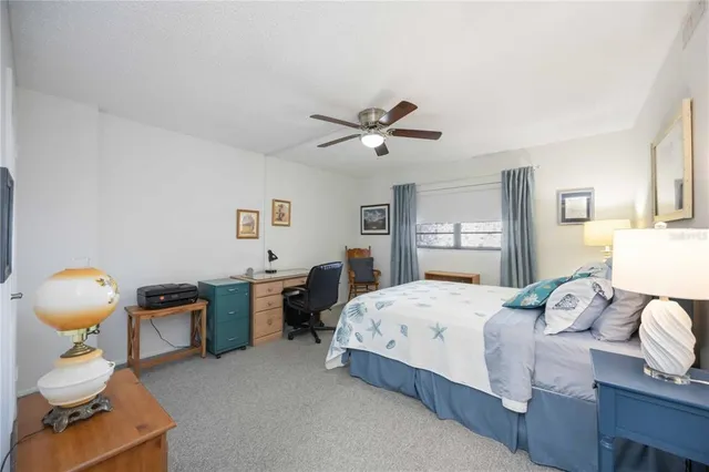 $299,000 | 1400 1st Avenue West, Unit 203, Bradenton, FL 34205