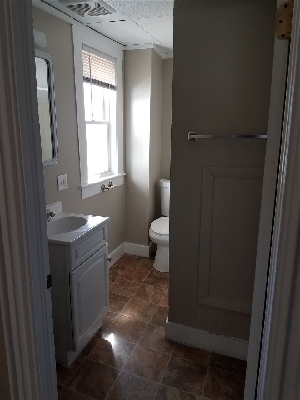 30-32 Chestnut Street Rochester, NH 03867 - Photo 5 of 11