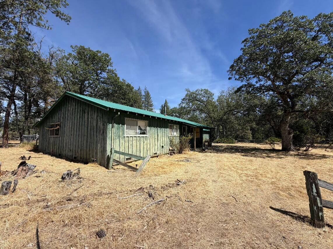 31 Landacre Road Hayfork, CA 96041 - Photo 1 of 18 IMG_20260908_142413 (2)