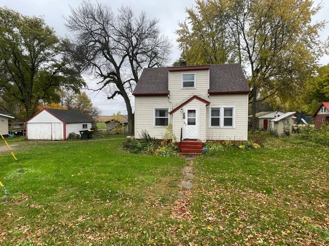 $135,000 | 1675 127th Avenue Southeast, Blomkest, MN 56216