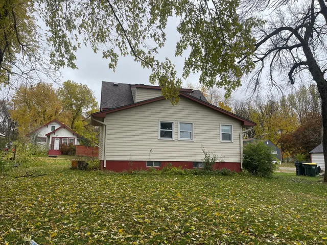 $135,000 | 1675 127th Avenue Southeast, Blomkest, MN 56216