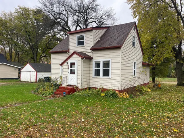 $135,000 | 1675 127th Avenue Southeast, Blomkest, MN 56216