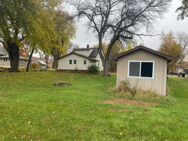 $135,000 | 1675 127th Avenue Southeast, Blomkest, MN 56216