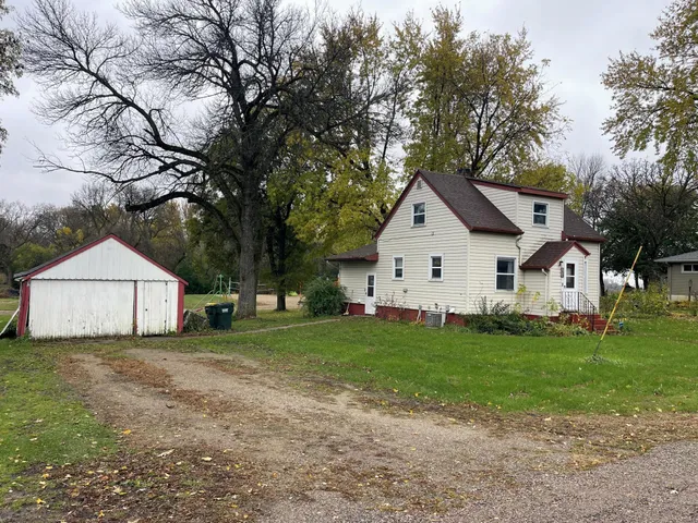 $135,000 | 1675 127th Avenue Southeast, Blomkest, MN 56216