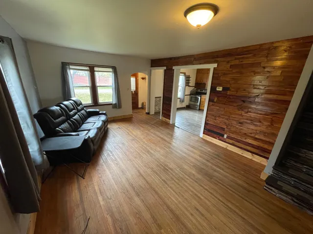 $135,000 | 1675 127th Avenue Southeast, Blomkest, MN 56216