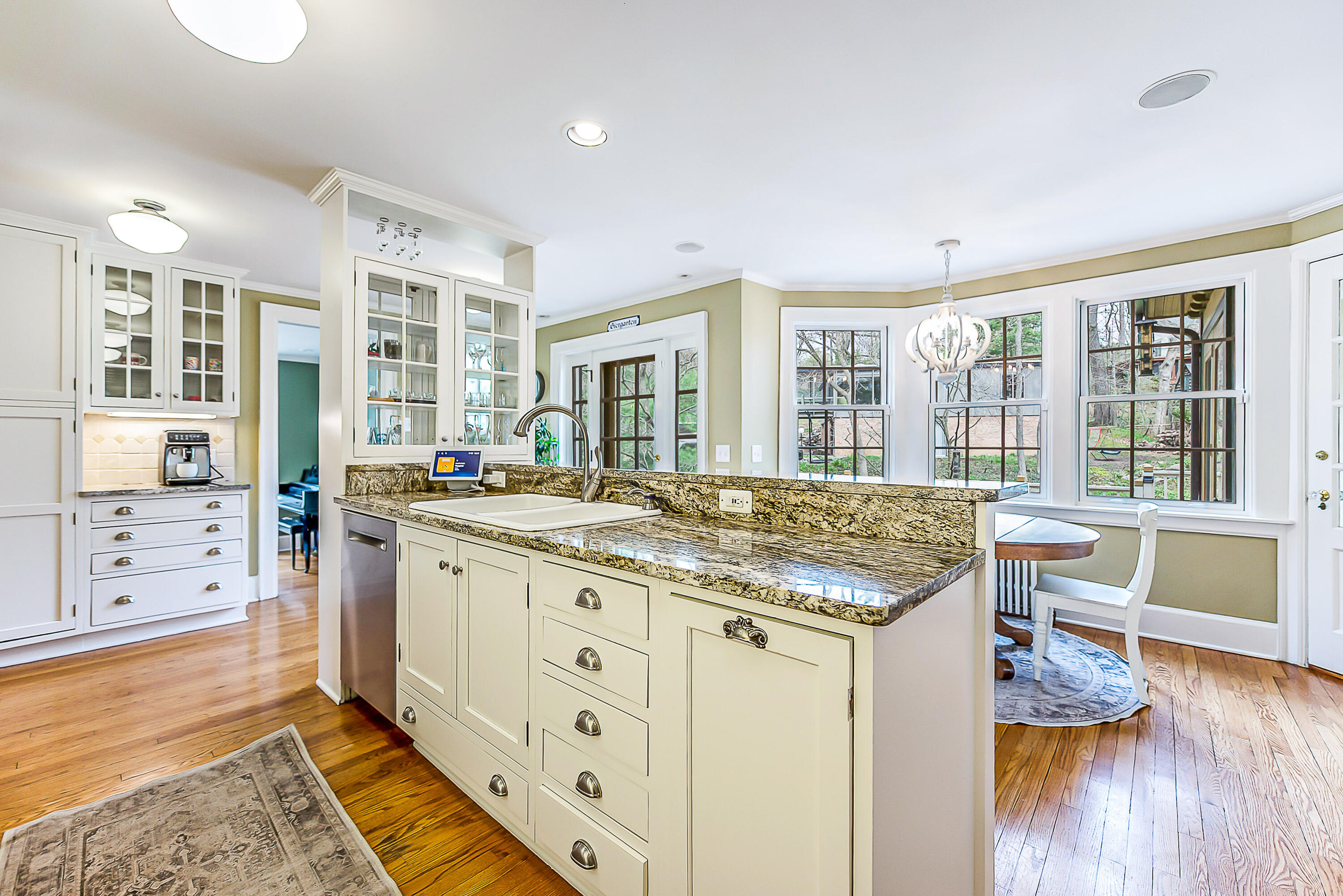 311 Awixa Road Ann Arbor, MI 48104 - Photo 15 of 83 Kitchen to breakfast