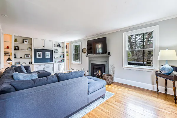 $1,425,000 | 311 Awixa Road, Ann Arbor, MI 48104