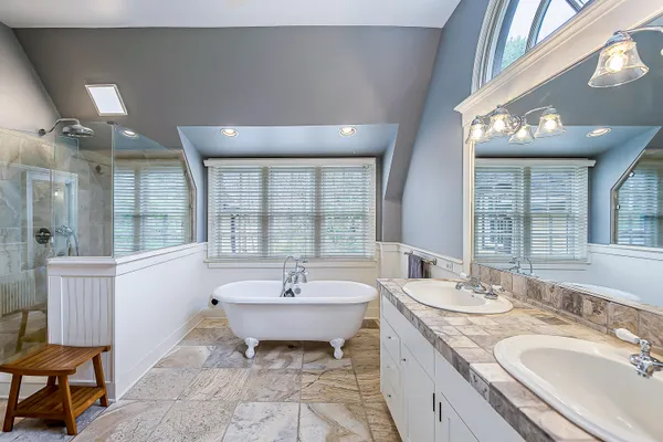 $1,425,000 | 311 Awixa Road, Ann Arbor, MI 48104