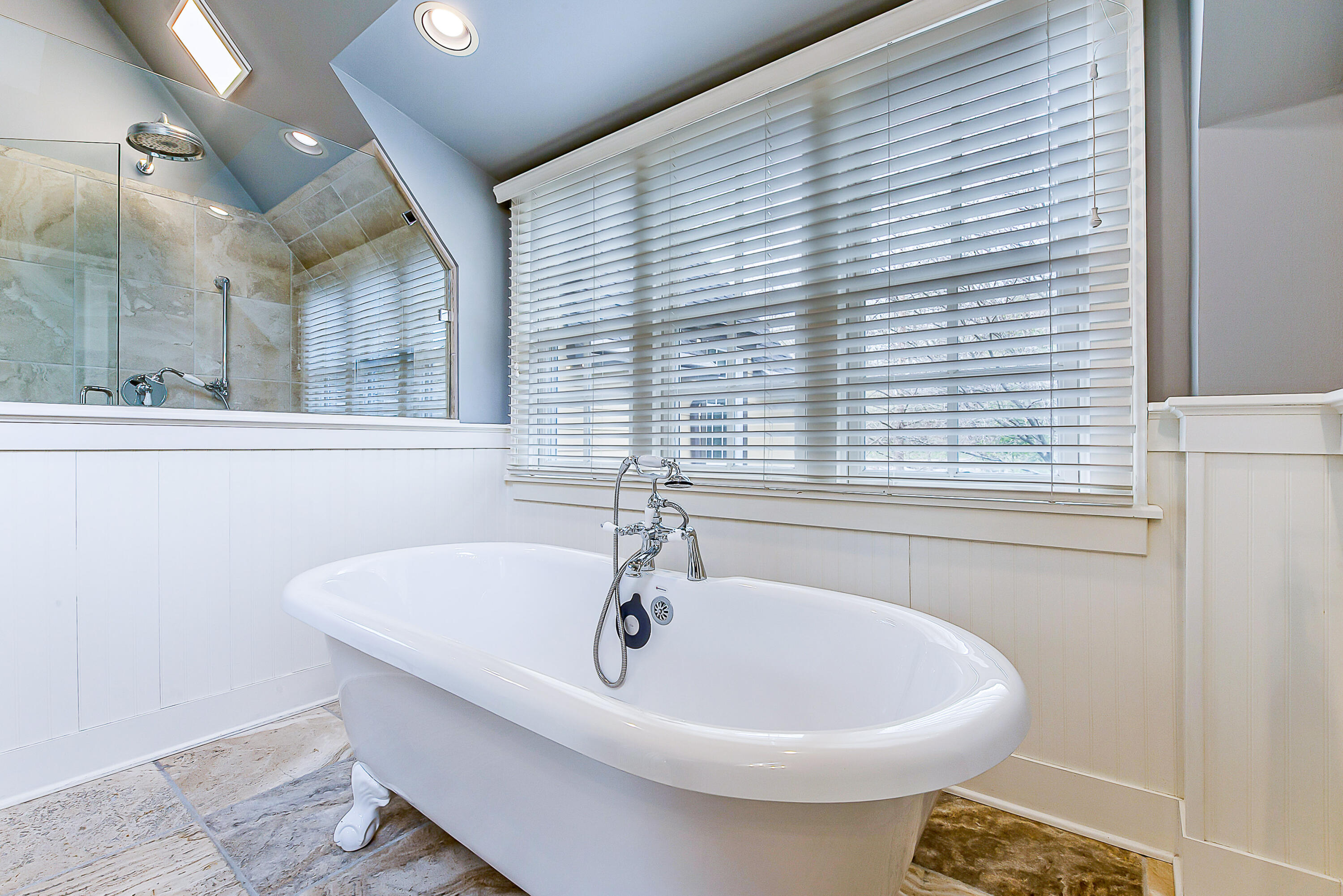 311 Awixa Road Ann Arbor, MI 48104 - Photo 43 of 83 Primary bath