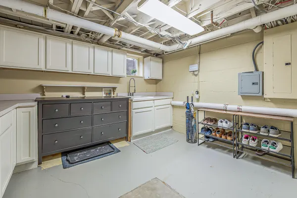 $1,425,000 | 311 Awixa Road, Ann Arbor, MI 48104