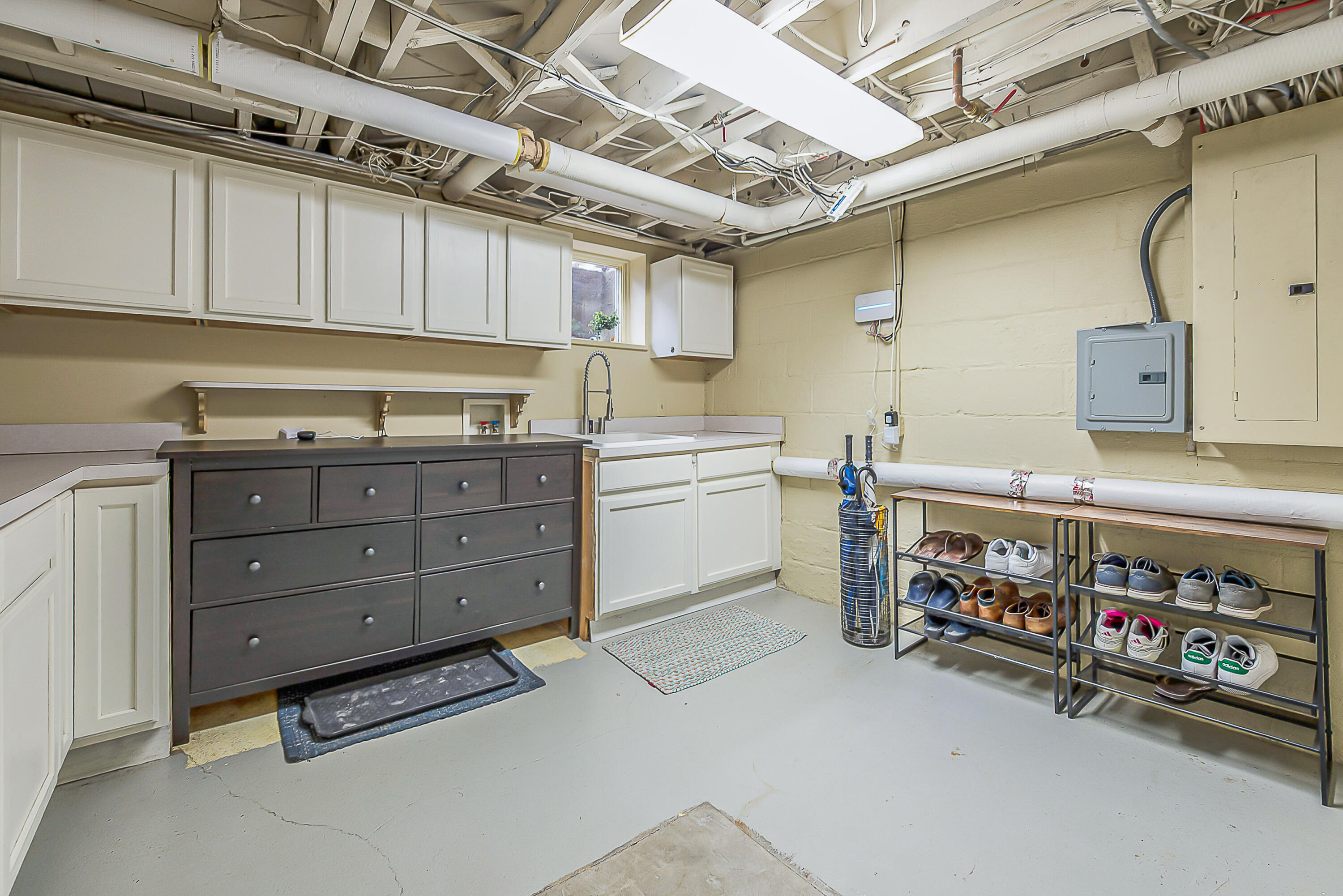 311 Awixa Road Ann Arbor, MI 48104 - Photo 65 of 83 Workshop with sink