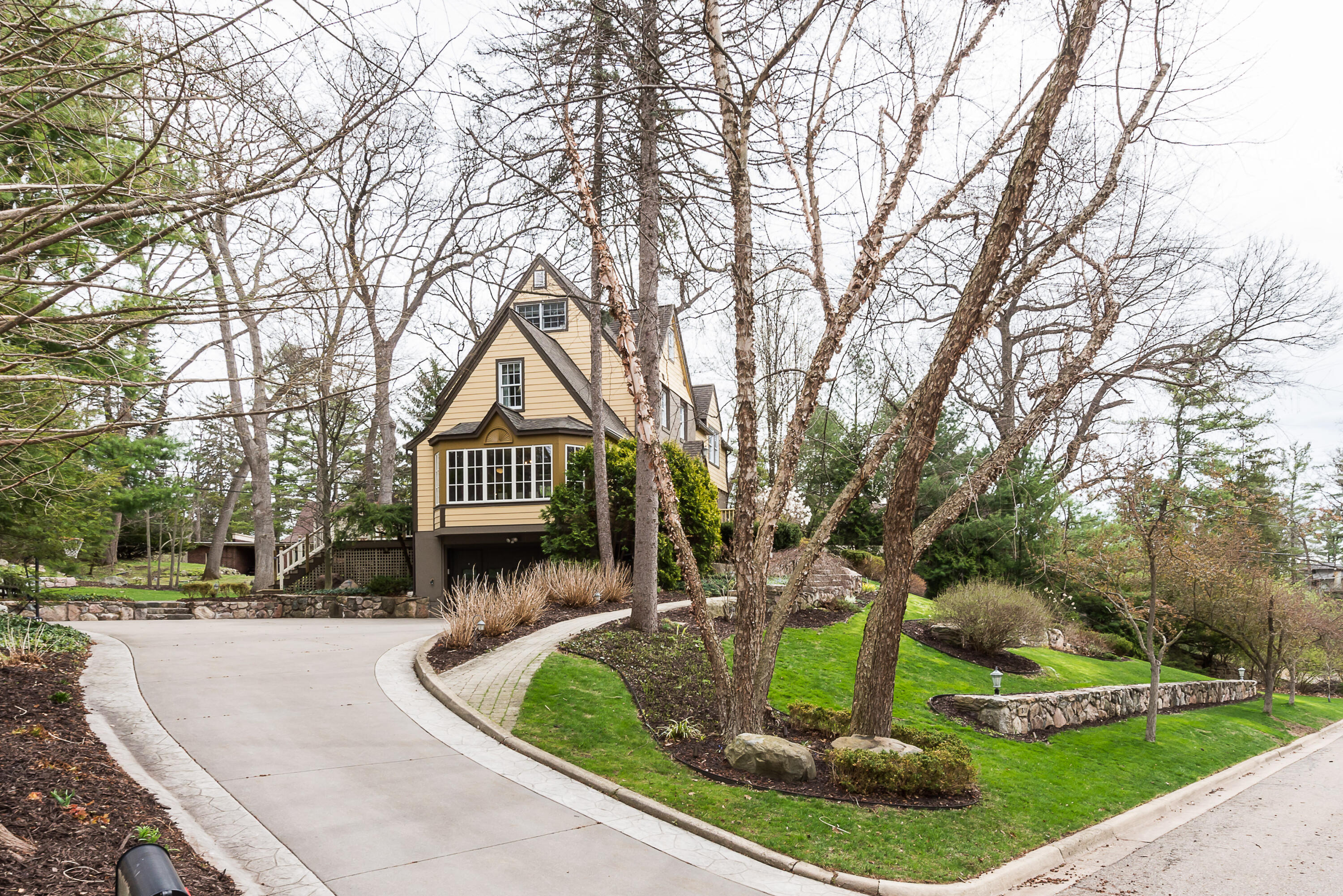 311 Awixa Road Ann Arbor, MI 48104 - Photo 76 of 83 Side of house