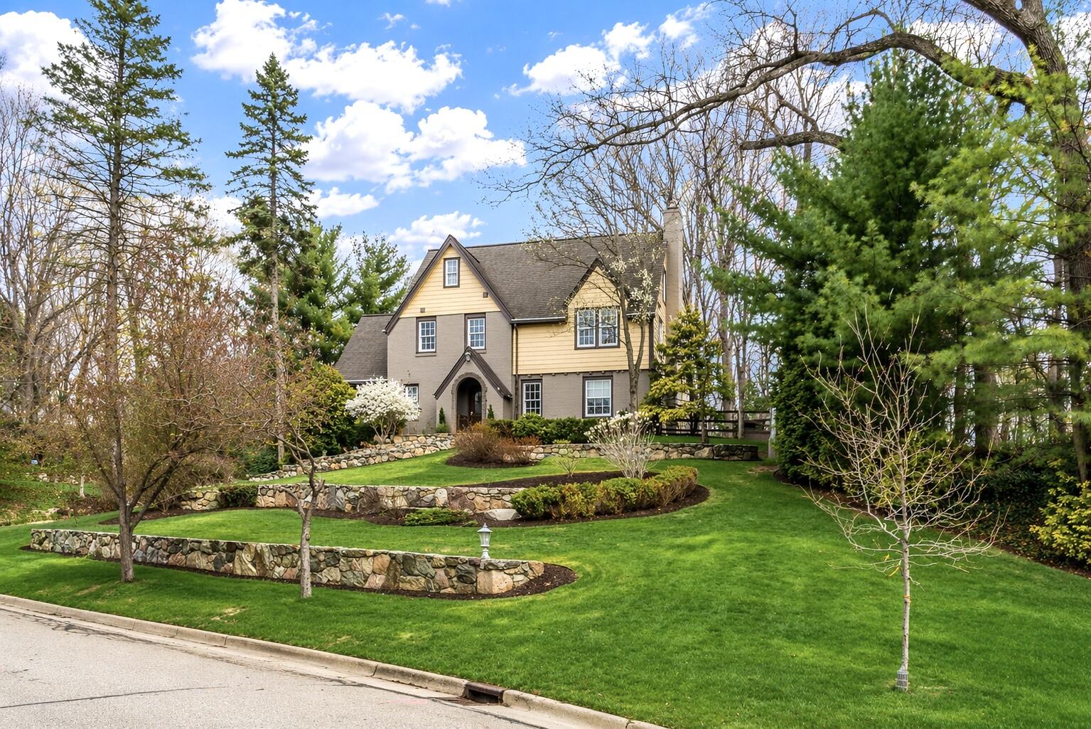 311 Awixa Road Ann Arbor, MI 48104 - Photo 81 of 83 Front