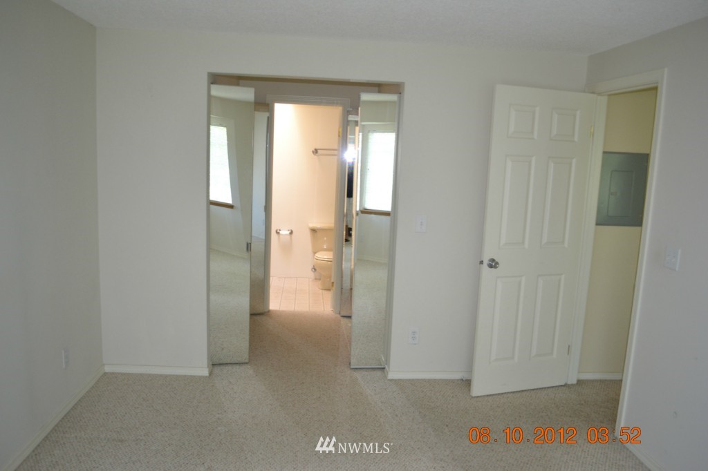 10829 Southeast 172nd Street, Unit C6 Renton, WA 98055 - Photo 8 of 14 Gallery Image 8