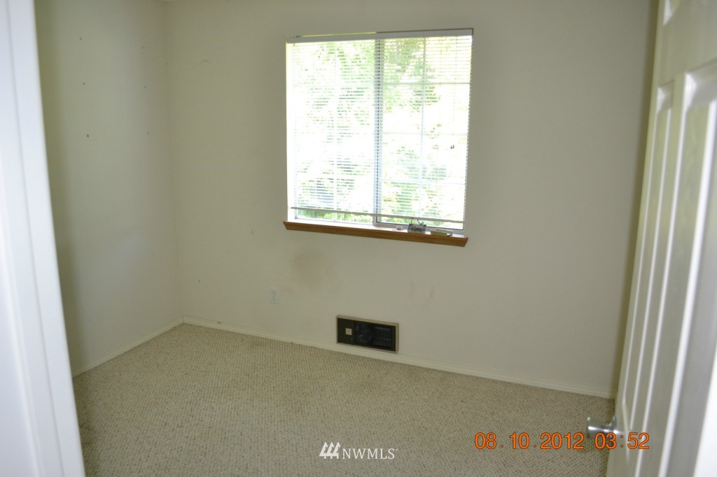 10829 Southeast 172nd Street, Unit C6 Renton, WA 98055 - Photo 10 of 14 Gallery Image 10