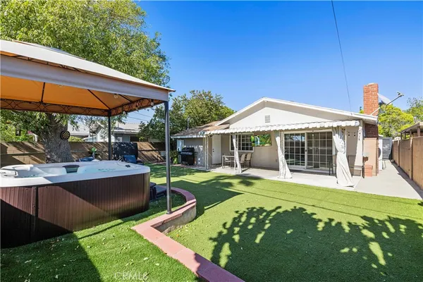$979,000 | 8673 Herrick Avenue, Los Angeles, CA 91352