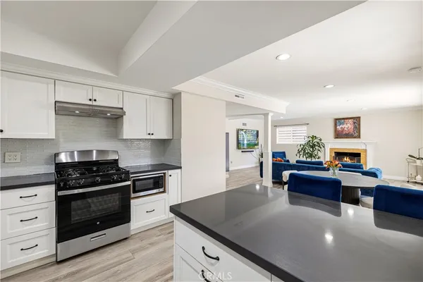 $979,000 | 8673 Herrick Avenue, Los Angeles, CA 91352